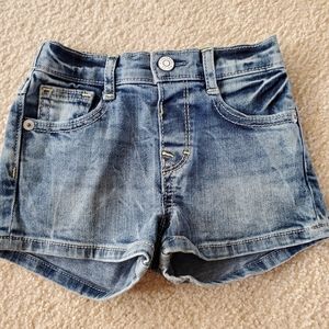 🥳Gymboree 2T baby girl shorts